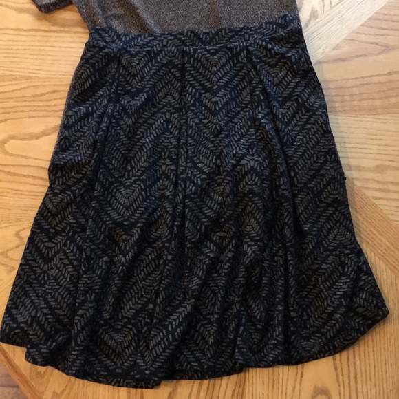 **ELEGANCE COLLECTION ** Lularoe Madison Skirt - Picture 2 of 7